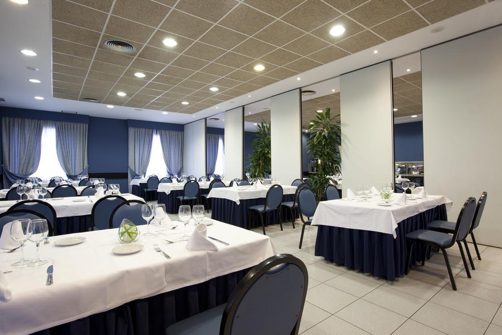 Hotel Ciudad De Alcaniz Exterior photo